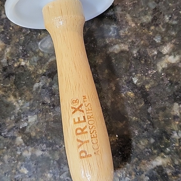 Pyrex Black Metal Rolling Pin Wooden Handles 18" - Picture 2 of 5